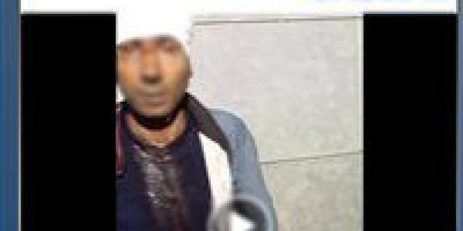 خناقة جيران.. الداخلية تكشف تفاصيل فيديو تعدي تجار مخدرات على عاطل بالسويس