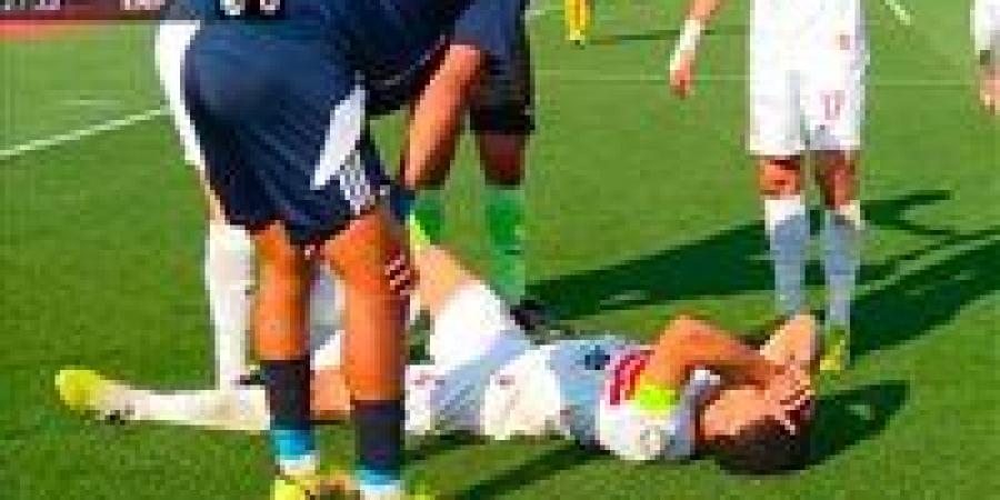 الزمالك ضد إنبي.. عمر جابر يغادر مباراة الزمالك وإنبي في الدوري المصري الممتاز بسبب الإصابة