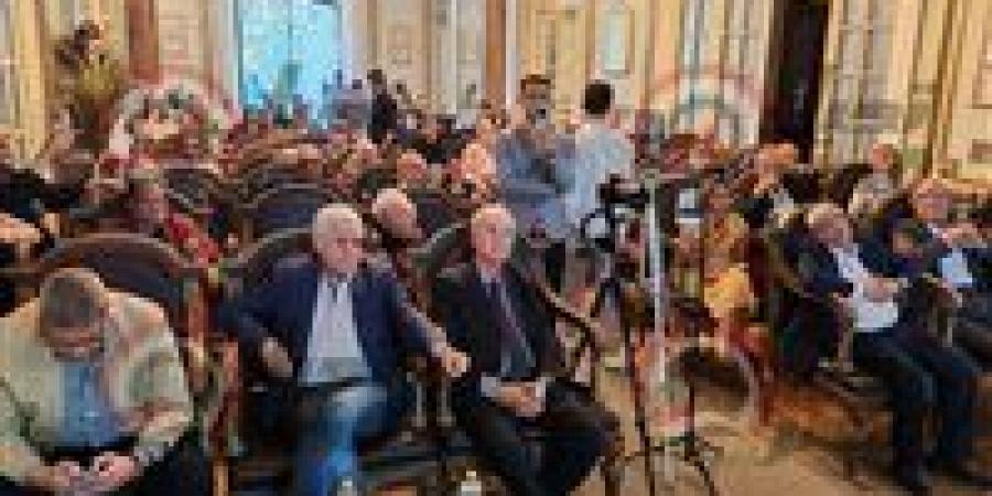 أستاذ اقتصادات التمويل بمؤتمر الحركة المدنية: الاقتصاد المصري قوي والأزمة الحالية نتيجة سوء إدارة السياسات الاقتصادية