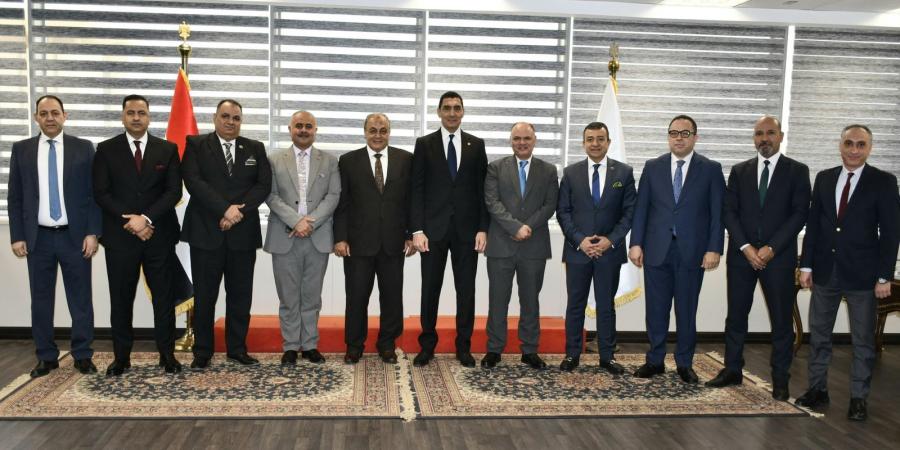 وزير الشباب والرياضة يستقبل مجلس إدارة نادي مستشاري قضايا الدولة الرياضي