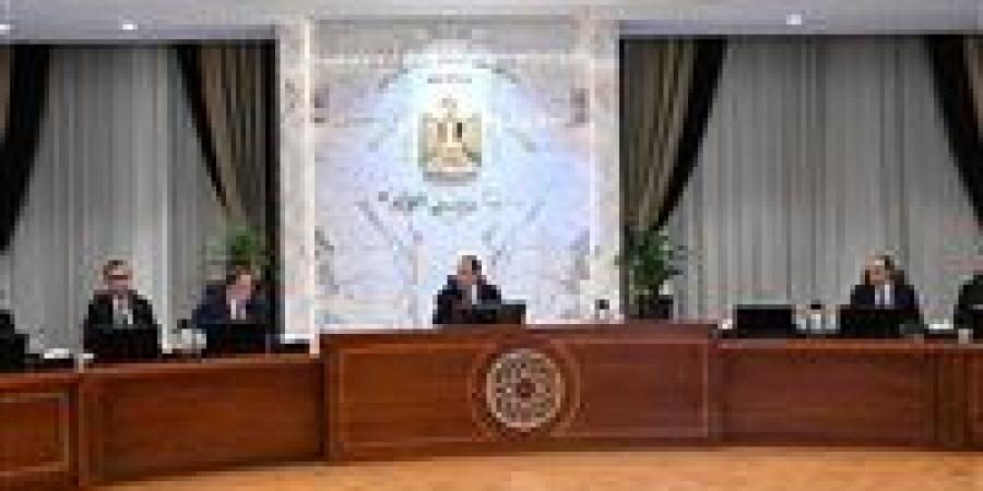 رئيس الوزراء يترأس اجتماع المجموعة الوزارية الاقتصادية