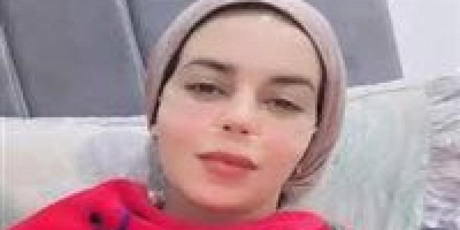 تطورات جديدة في واقعة دنيا فؤاد.. تسليم نفسها والتحقيق في شبهة جمع تبرعات بادعاء المرض