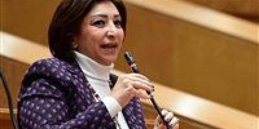 النائبة مها عبد الناصر: زيادة أسعار خدمات المحمول فاجأت المواطنين والبرلمان.. والإنترنت لم يعد رفاهية