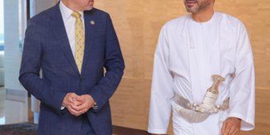 وزير خارجية عمان: يجب احترام الجميع لسيادة الدول على مياهها الإقليمية