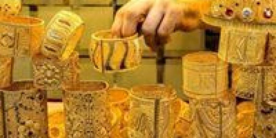 عاجل| مفاجأة غير متوقعة في أسعار الذهب الآن في مصر.. أعرف بكام