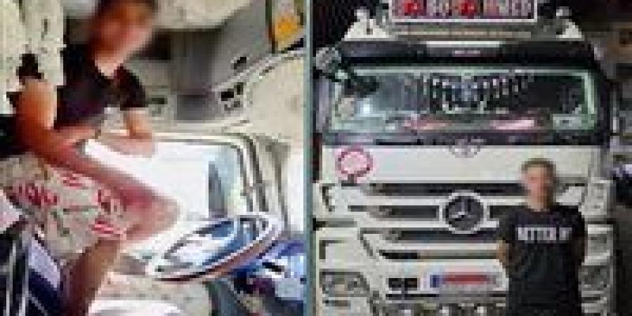 بعد فيديو أثار الجدل.. الداخلية تضبط سائق “النقل” صاحب فيديو الرقص داخل كابينة سيارة بالحيزة