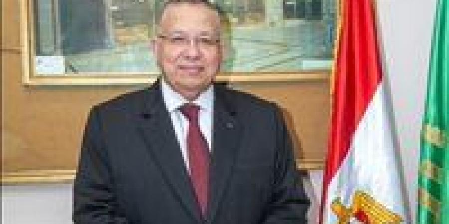نقيب الأشراف يهنئ خادم الحرمين وولي العهد بنجاح موسم الحج