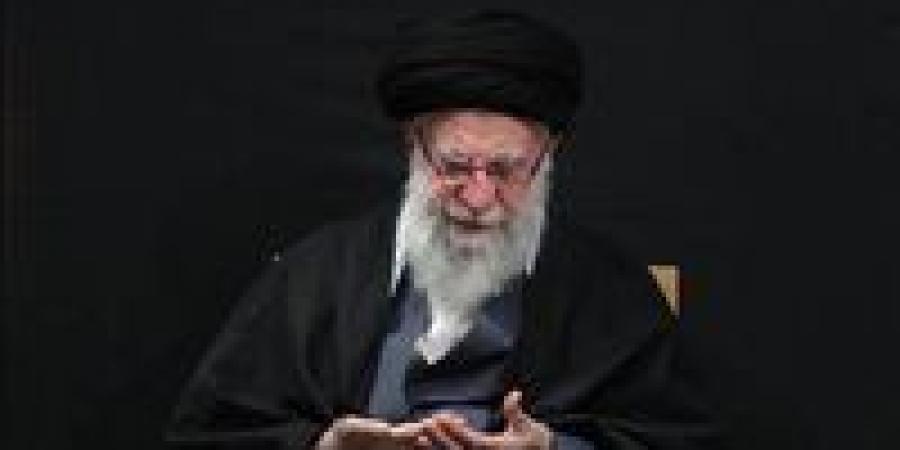 إيران تستعد لتنظيم جنازة تاريخية للمرشد الراحل علي خامنئي