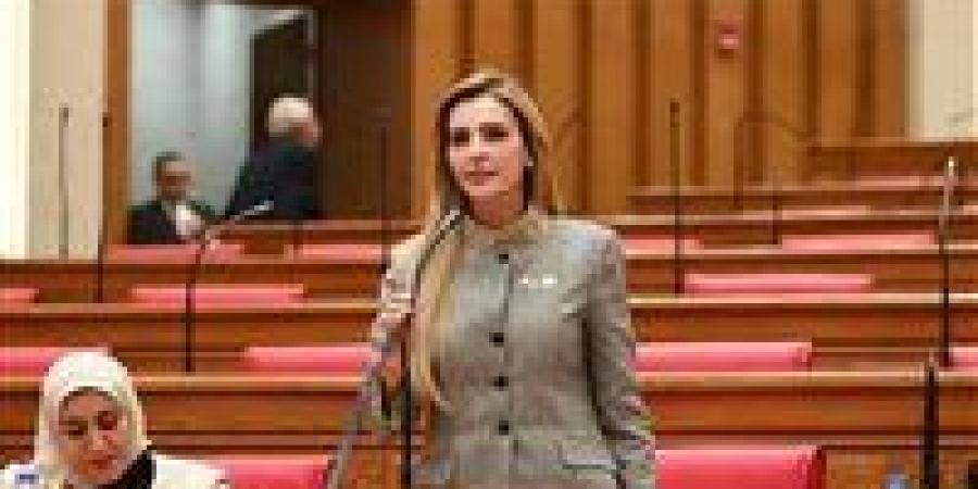 بعد تحرك برلماني للنائبة مروة بُريص.. وزيرة التنمية المحلية تستجيب لأزمة النظافة في رأس غارب وتفسخ عقد الشركة