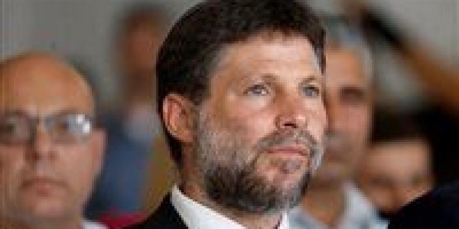 فرنسا تمنع وزير المالية الإسرائيلي وأربعة من قادة المستوطنات من الدخول إلى أراضيها