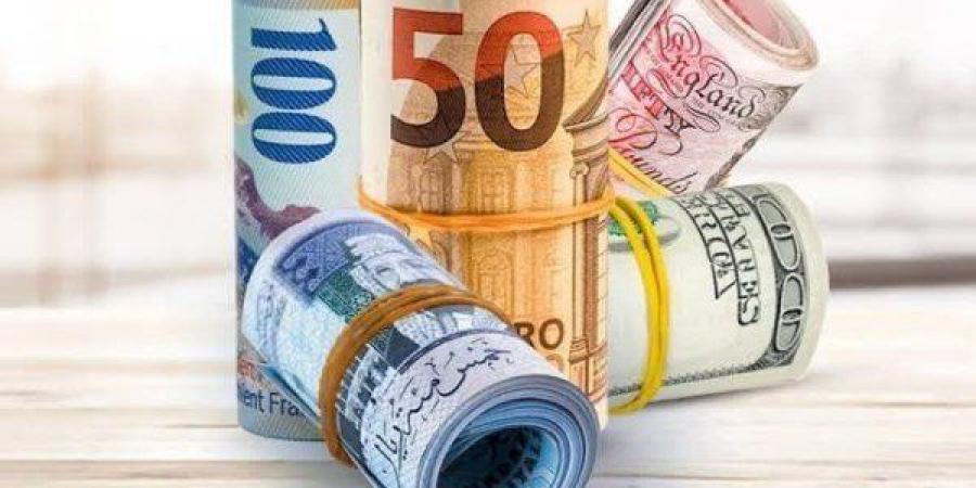 تراجع طفيف في أسعار العملات الأجنبية والعربية في بنك CIB بختام تعاملات اليوم