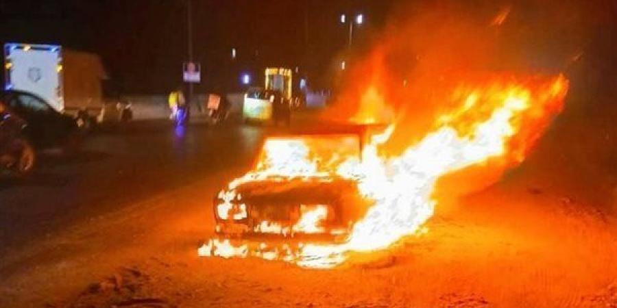 السيطرة على حريق التهم 3 سيارات ملاكي بالسويس وتحقيقات لكشف ملابساته