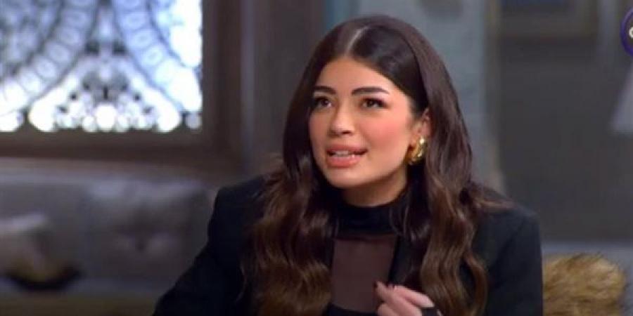 "أنا مامي"، ليلى زاهر تشارك جمهورها لحظات مرحة مع صديقاتها (فيديو)