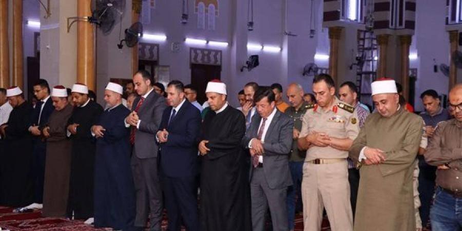 محافظ دمياط يشهد احتفالية رأس السنة الهجرية بمسجد البحر (صور)