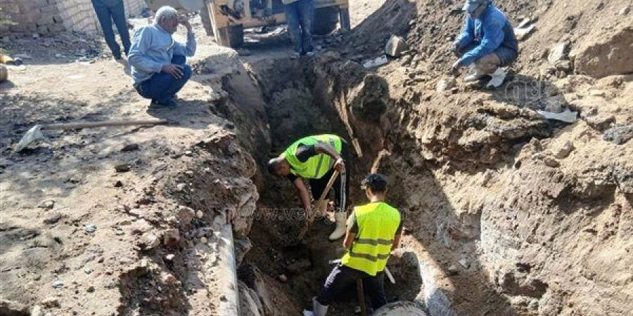 إصلاح كسر الخط الرئيسي للمياه بالعاشر من رمضان وعودة الخدمة خلال ساعتين