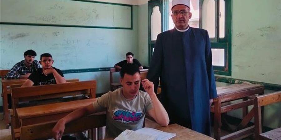 انتظام امتحانات الثانوية الأزهرية بكفر الشيخ