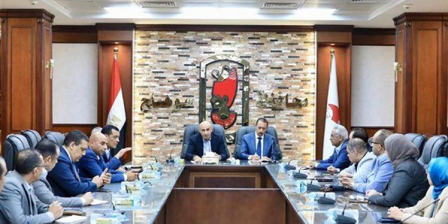وزير التعليم ومحافظ سوهاج يتابعان سير امتحانات الثانوية العامة