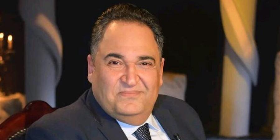 محمد علي خير يتساءل: الدولار انخفض.. متى تتراجع أسعار السلع؟