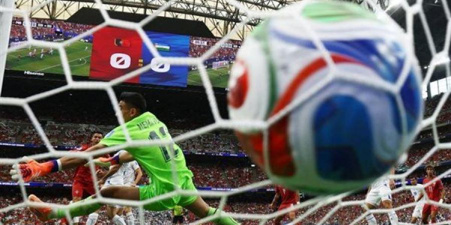 8 بطاقات معلقة، ترتيب أفضل ثوالث المجموعات قبل الجولة الأخيرة من كأس العالم
