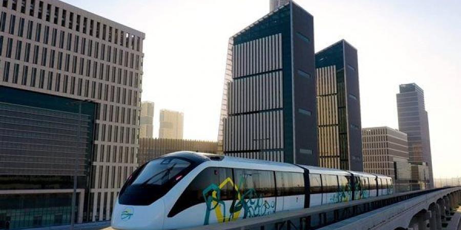 بدء التشغيل الكامل لمونوريل شرق النيل، تعرف على طرق الوصول ومحطات التبادل