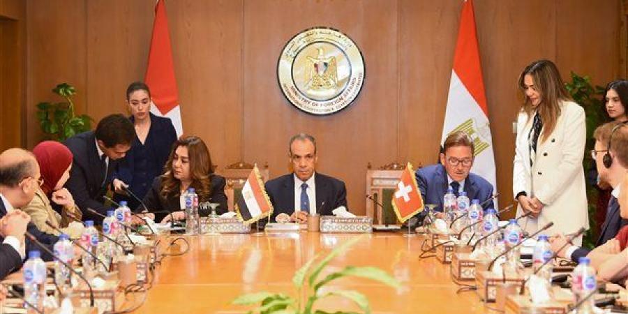 مصر وسويسرا تطلقان مبادرة “الإلكترونيات الدائرية” بمنحة 1.4 مليون فرنك لتعزيز الاقتصاد الأخضر