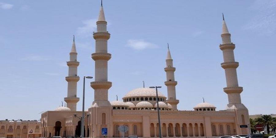 مواقيت الصلاة اليوم الإثنين، موعد أذان الظهر في القاهرة والمحافظات