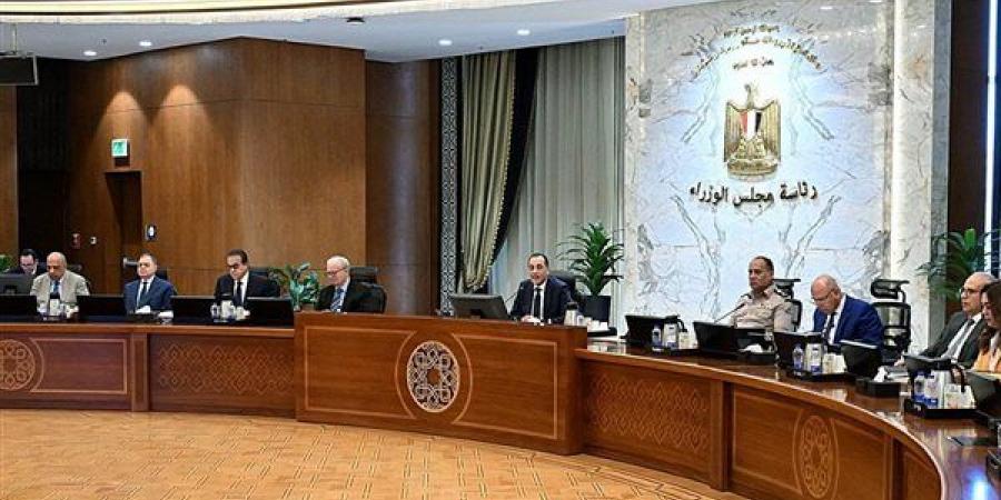 رئيس الوزراء يترأس الاجتماع الأسبوعي للحكومة
