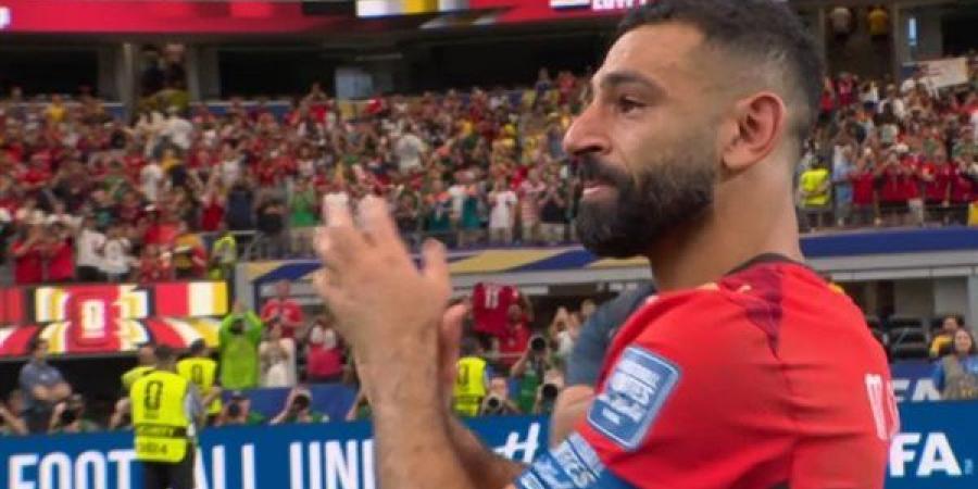 والدموع تنهمر من عينيه، محمد صلاح يتحدث عن إنجاز التأهل ومواجهة ميسي المحتملة