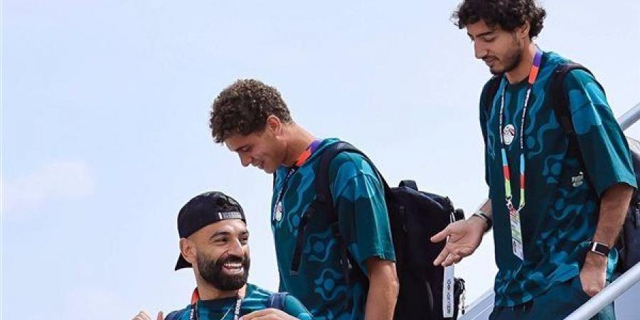 وصول بعثة منتخب مصر إلى أتلانتا استعدادا لمواجهة الأرجنتين (صور)