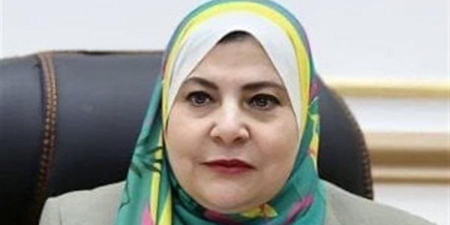 "آداب القاهرة" تحصل على 3 شهادات أيزو دولية جديدة
