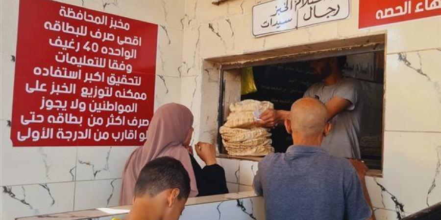 محافظ الدقهلية يتايع انتظام العمل بمخبز المحافظة الكبير ويشدد على جودة الخبز ومنع المخالفات