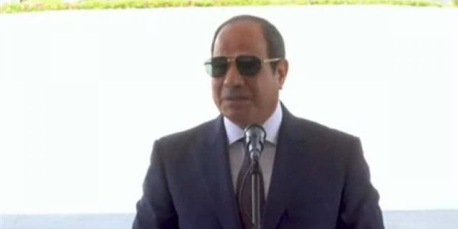 السيسي للاعبي المنتخب: رفعتوا رأس مصر وكسبتوا احترام العالم كله