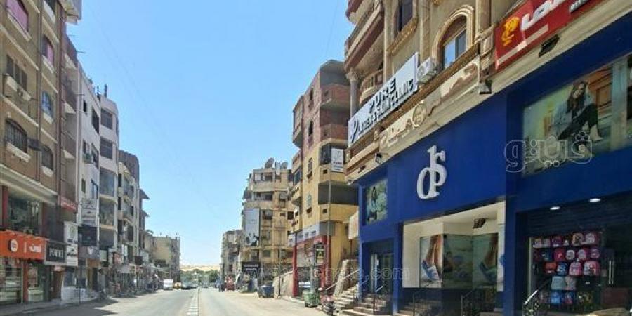 توفير ساحات انتظار بديلة بالطابية مقابل رسوم رمزية في أسوان (صور)