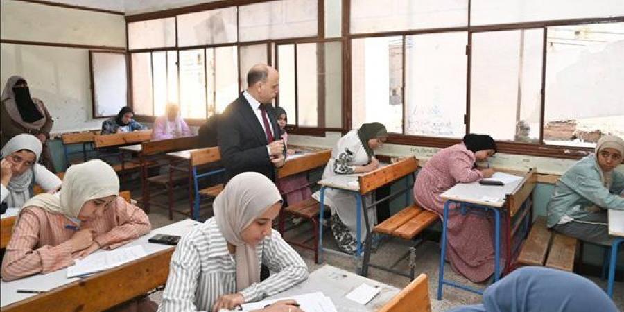 موعد امتحانات الدبلومات الفنية الدور الثاني 2026، التفاصيل الكاملة والفئات المسموح لها بدخول الاختبارات