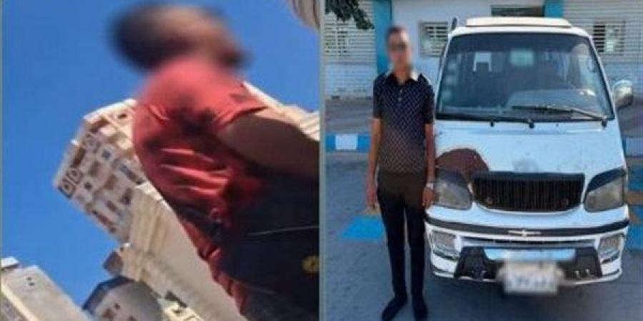 أثار غضب المواطنين، سائق ميكروباص يقع في قبضة الشرطة بعد الاعتداء على موظف بالإسكندرية (فيديو)
