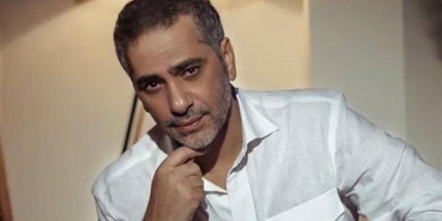 لبنان يلغي قرار منع الفنان فضل شاكر من السفر