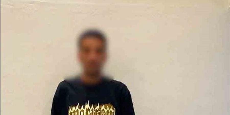 بسبب خلافات أسرية، ضبط موظف ظهر في فيديو يهدد زوجته وشقيقها بسلاح أبيض بالسويس