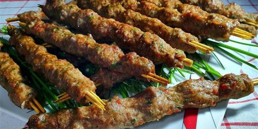 طريقة عمل الكفتة المشوية بطعم المطاعم في المنزل