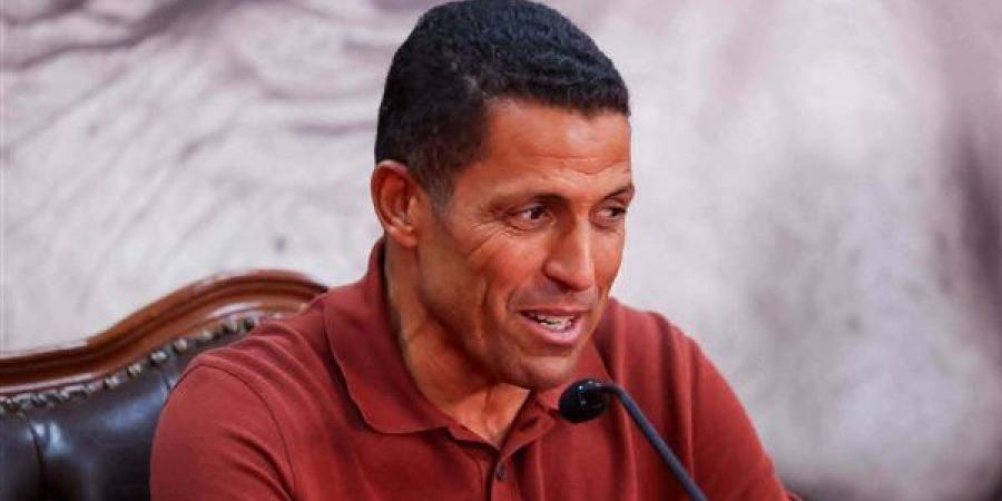 بعد إلغاء مباراتي إسبانيول وجيرونا، عموتة يستفسر عن طرفي وديتي الأهلي بإسبانيا