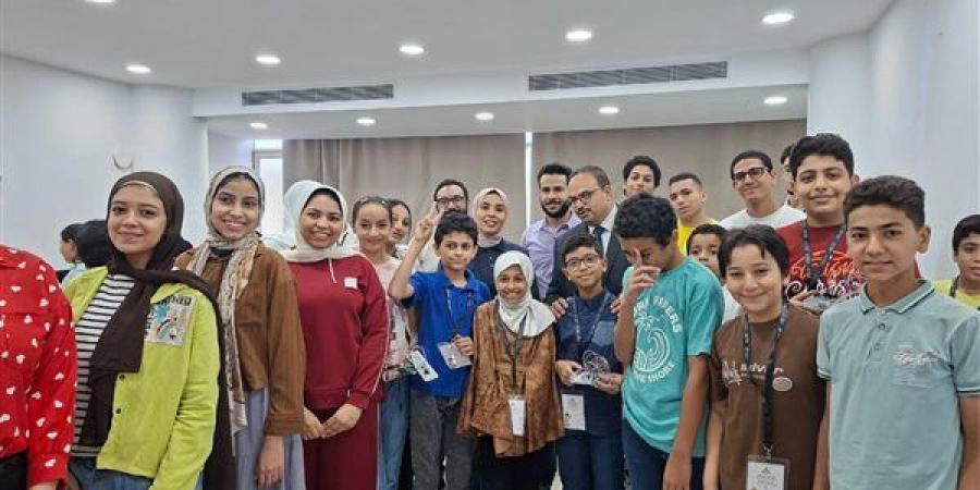 لإعداد جيل جديد، هندسة شبرا تواصل فاعليات المدرسة الصيفية للروبوتات والذكاء الاصطناعي