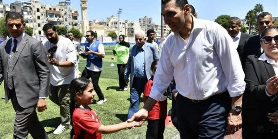 وزير الرياضة يفتتح أعمال تطوير الملعب القانوني بمركز شباب النصر بالإسكندرية