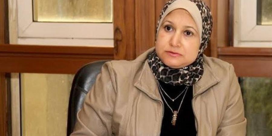 كوثر محمود تشكر الرئيس السيسي لتوجيهه بإعادة النظر في بدلات وحوافز التمريض