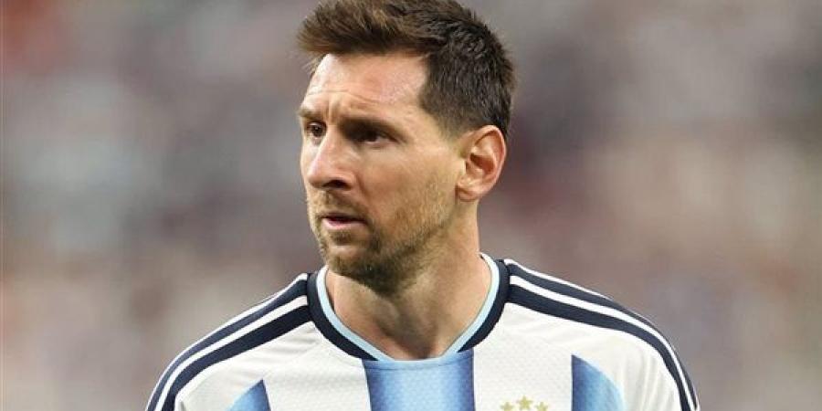 فيفا يوجه ضربة صادمة لـ"ميسي" بعد خسارته كأس العالم