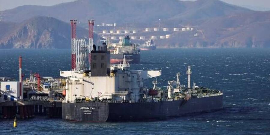 توقعات بارتفاع إيرادات روسيا من النفط والغاز بنسبة 60%
