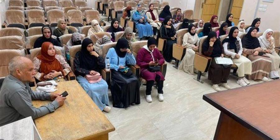 فتح 24 فصلًا جديدًا لمحو الأمية ببداري أسيوط ضمن مبادرة "أنا متعلم مدى الحياة"