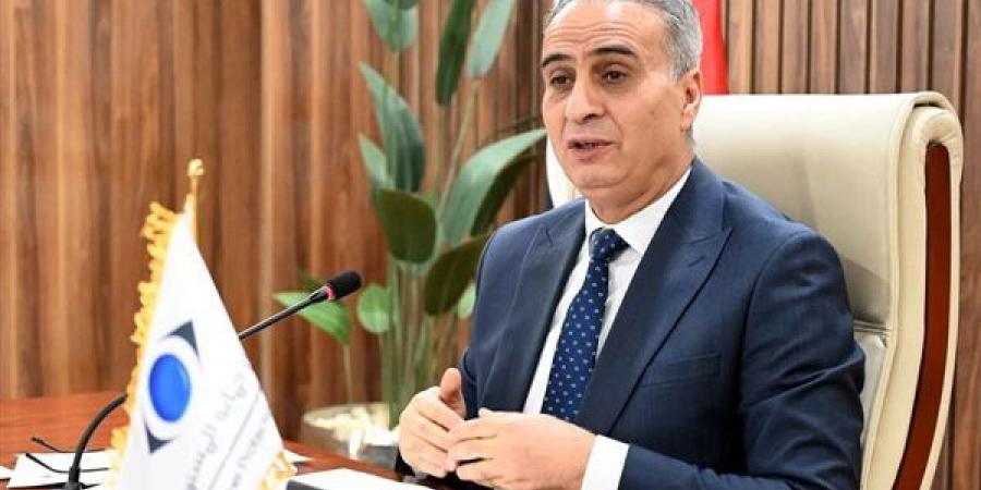 ضبط ورشة غير مرخصة بالجيزة لإعادة تعبئة شاي مجهول المصدر والتحفظ على طنين قبل طرحهما بالأسواق