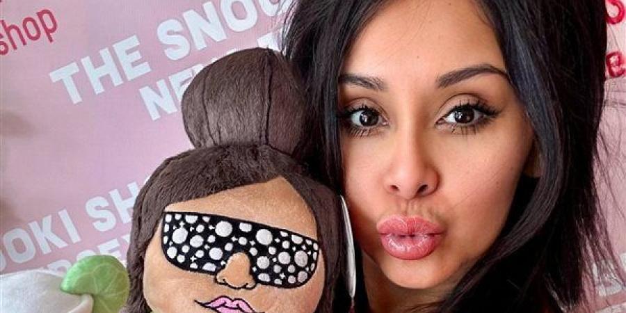 سنوكي تبكي بعد استئصال الرحم، نجمة "Jersey Shore" تكشف تفاصيل معركتها مع السرطان