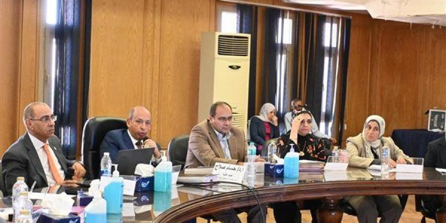 قرارات مهمة في اجتماع مجلس إدارة مستشفيات جامعة القاهرة يوليو 2026