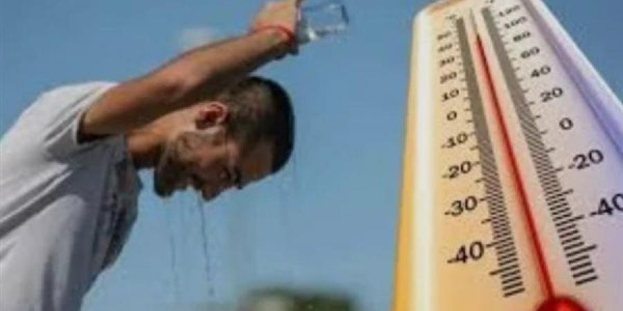 شبورة كثيفة وأتربة عالقة وذروة الموجة الحارة، حالة الطقس اليوم