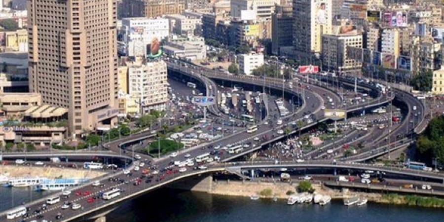 وزير النقل يستعرض أمام السيسي تدخلات حل مشكلة الازدحام المروري على كوبري أكتوبر